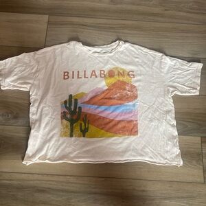 Billabong cropped T-shirt